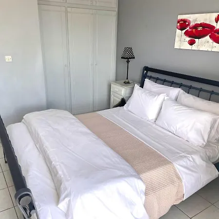 شقة Portoheli Downtown Cozy Apartment بورتو خيلي